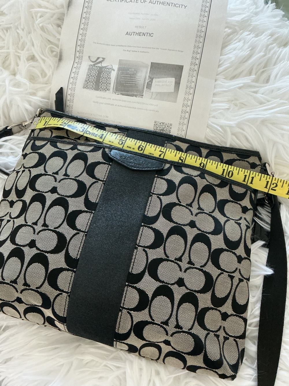 Coach Black/Tan Signature Zip Crossbody with hang tag - Picture 11 of 12